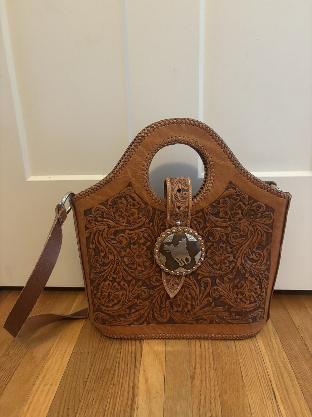 Western hand tooled tote horse conchos vintage genuine leather Bucket Bag Flower